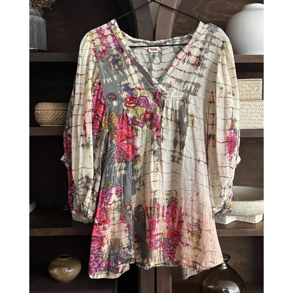 Tianello Women's M Tie Dye Batik Blouse Embroidered Floral Appliqué Peasant Top